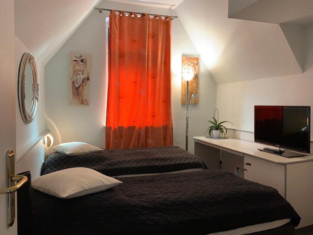 Hotel Blaufuchs Petershagen-Eggersdorf Екстериор снимка